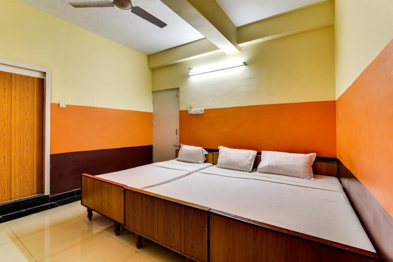 Hotel O Srinivasa Residency Lodge Tirupati Extérieur photo