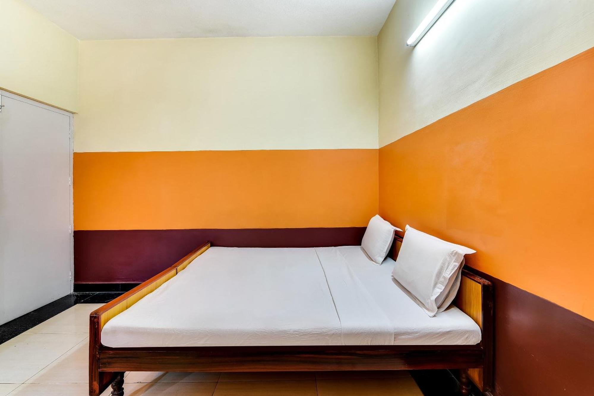 Hotel O Srinivasa Residency Lodge Tirupati Extérieur photo